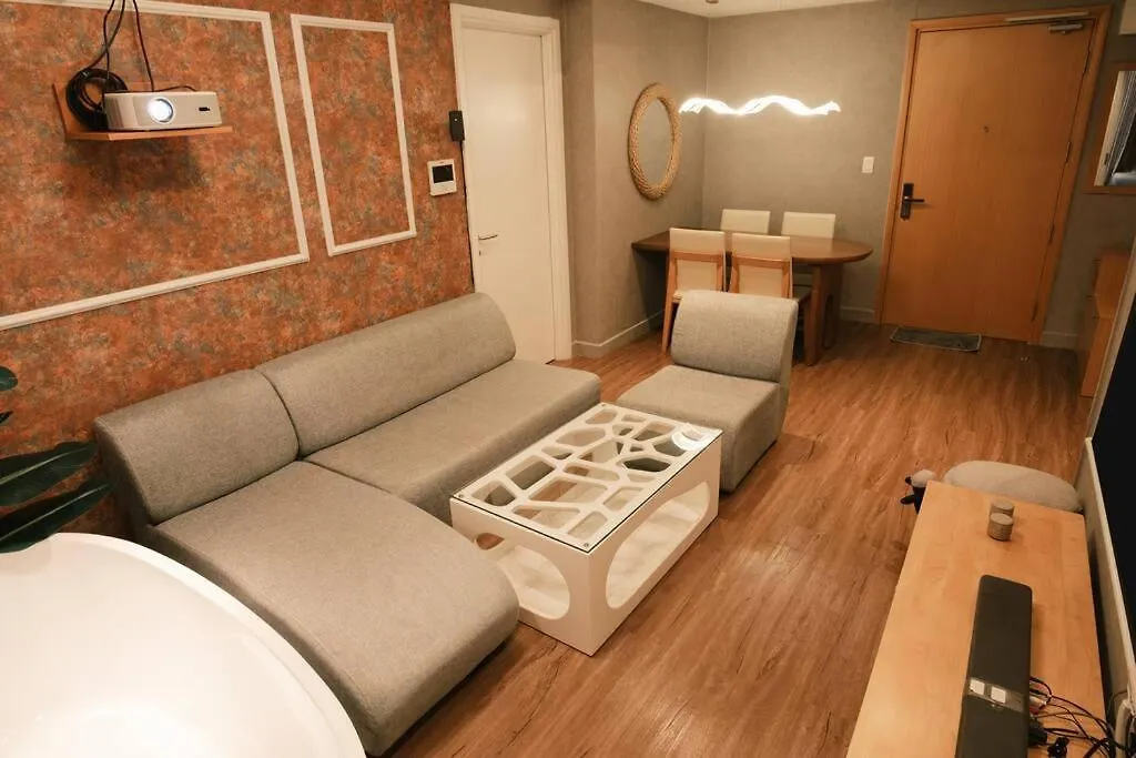 Masteri Riverview - Bathtub/Projector/Sound Sys Ho Chi Minh City Vietnam